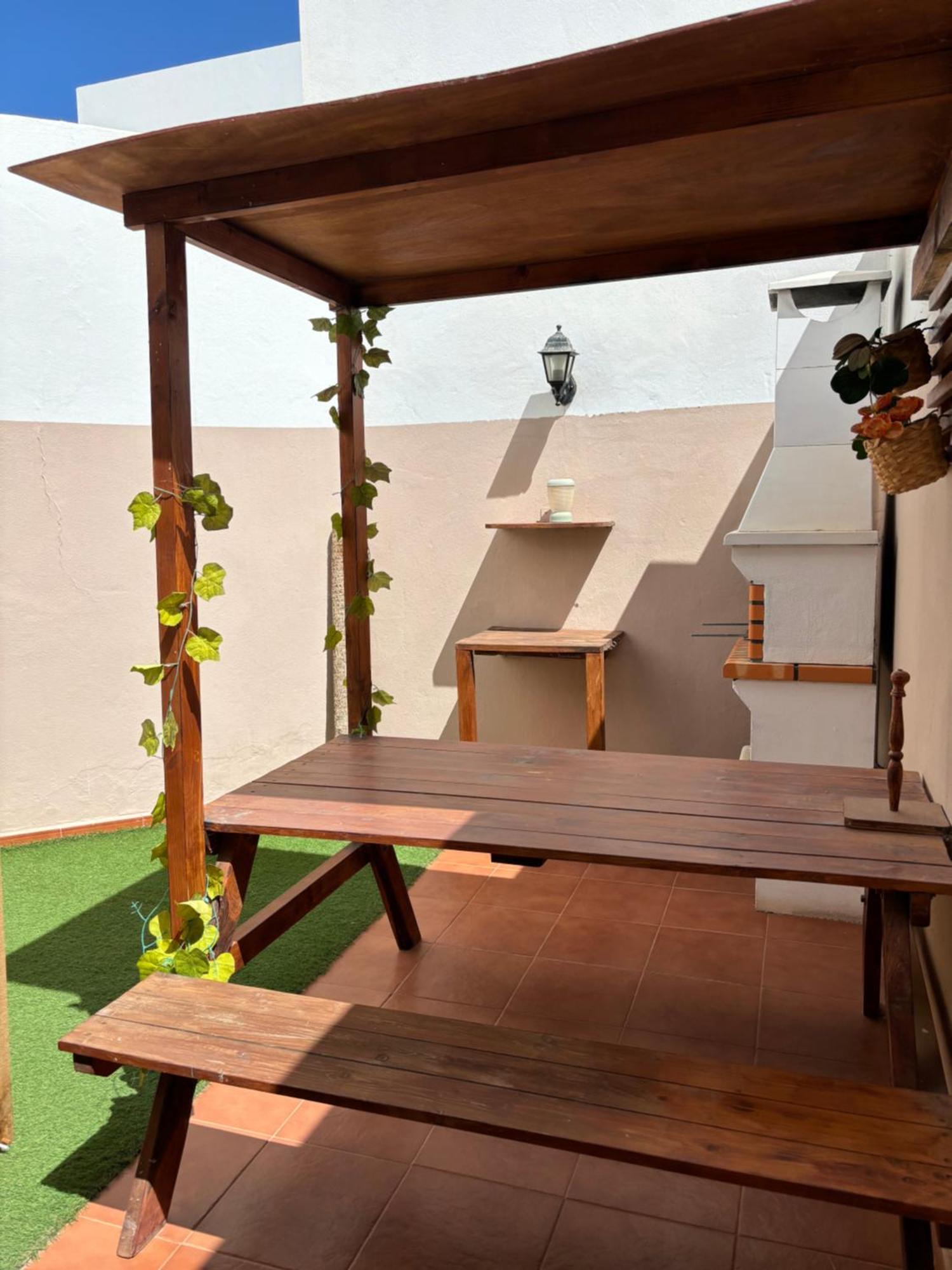 Casa Amplia Y Moderna De 3 Habitaciones En Complejo Con Piscina Costa Teguise Luaran gambar