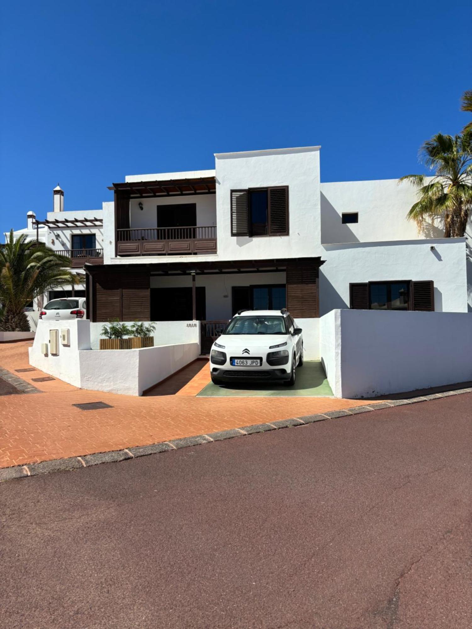 Casa Amplia Y Moderna De 3 Habitaciones En Complejo Con Piscina Costa Teguise Luaran gambar